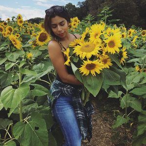 Meet your Posher, Mayra